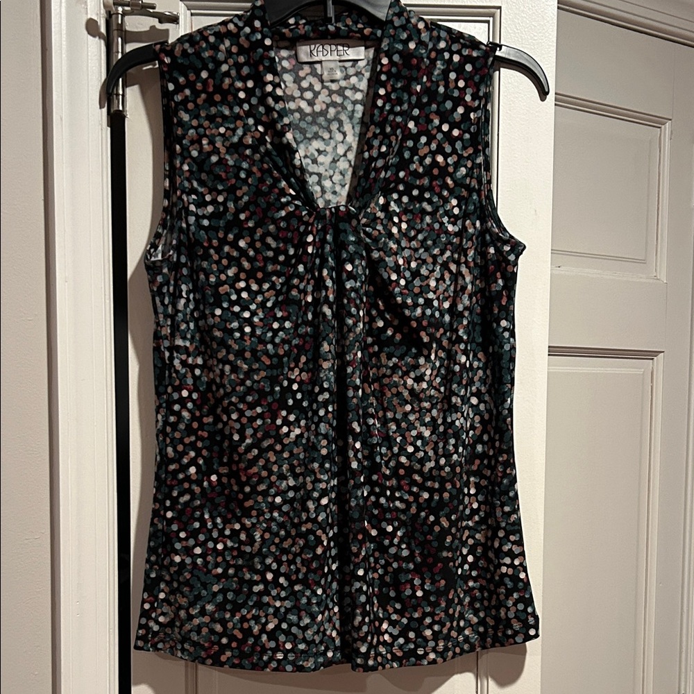 Kasper Black Sleeveless V-Neck Polka Dot Camisole